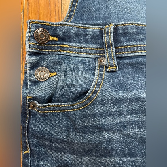 Cat & Jack Blue Denim Overalls - Picture 4 of 9